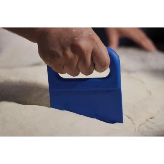 Spatule en Plastique Coupe-Pâte Bleu 6,5 x 13,5 cm GIMETAL AC-TP
