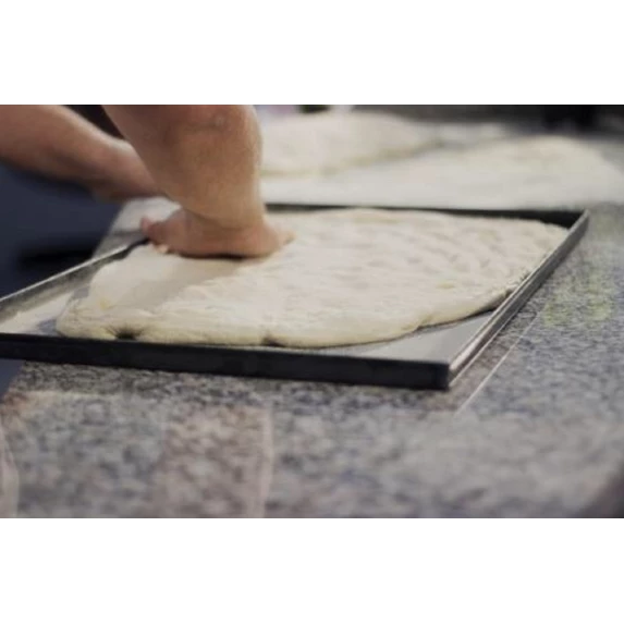 Plaque Rectangulaire pour Pizza Teglia en Tôle Bleuie 40 x 60 x 3 cm Gimetal TLN406020