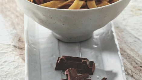 Tagliatelles sauce Barolo & copeaux de chocolat