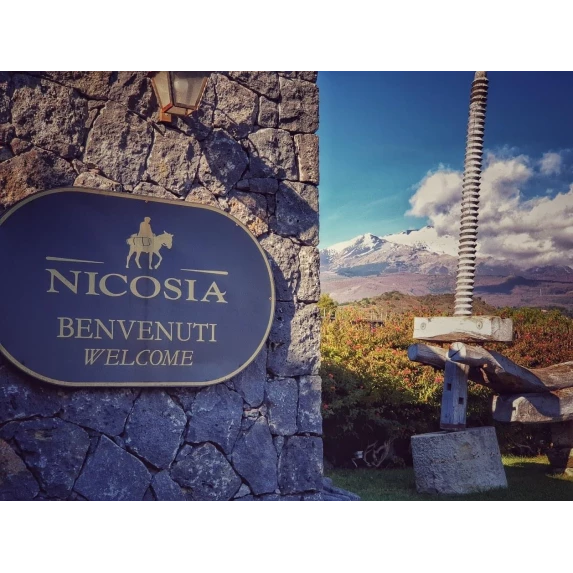 Falde Rosso Nerello Mascalese - Syrah - Frappato 13 % 75 CL x 6